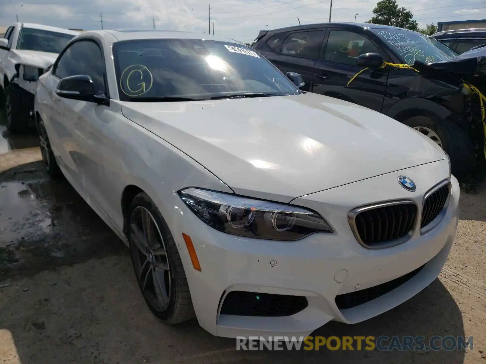 1 Photograph of a damaged car WBA2J5C04M7G85972 BMW M2 2021