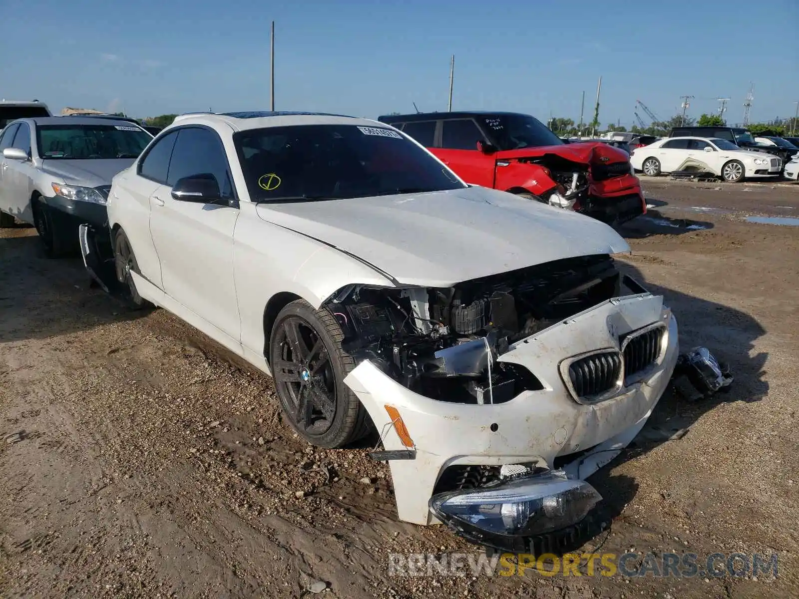 1 Photograph of a damaged car WBA2J5C05M7J54633 BMW M2 2021