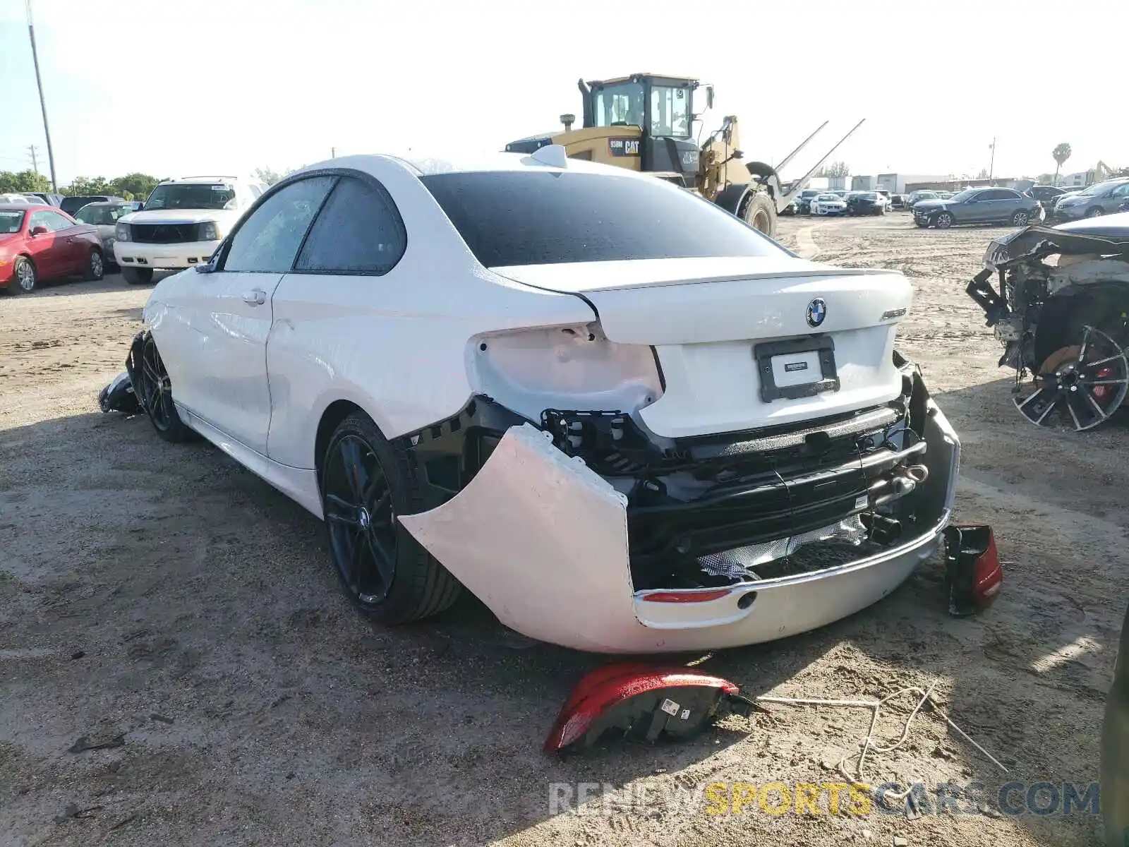 3 Photograph of a damaged car WBA2J5C05M7J54633 BMW M2 2021