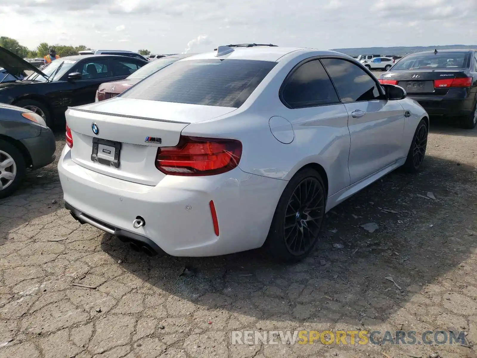 4 Photograph of a damaged car WBS2U7C00M7G44575 BMW M2 2021