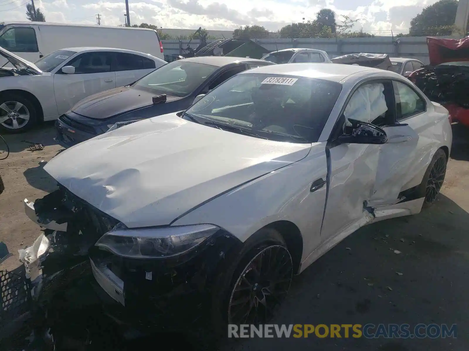 2 Фотография поврежденного автомобиля WBS2U7C02M7G71406 BMW M2 2021