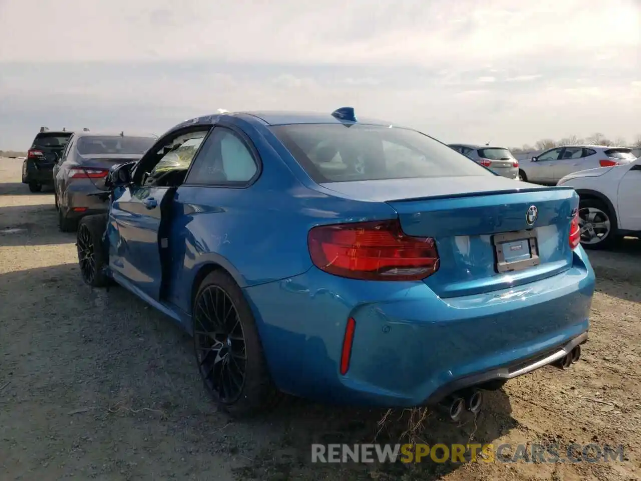 3 Photograph of a damaged car WBS2U7C03M7G58535 BMW M2 2021