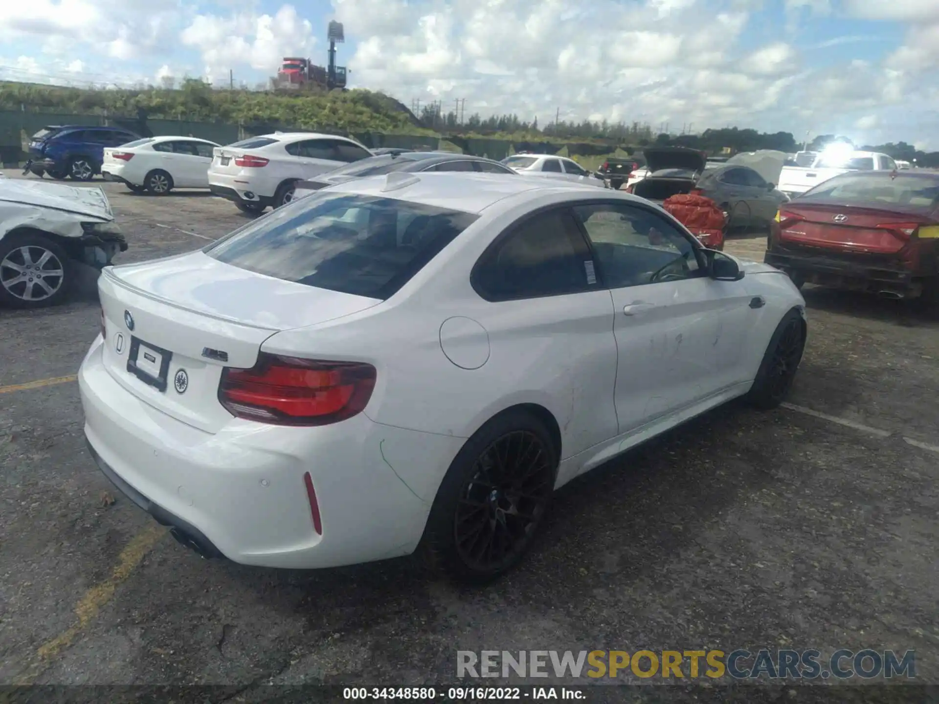 4 Photograph of a damaged car WBS2U7C08M7J42278 BMW M2 2021