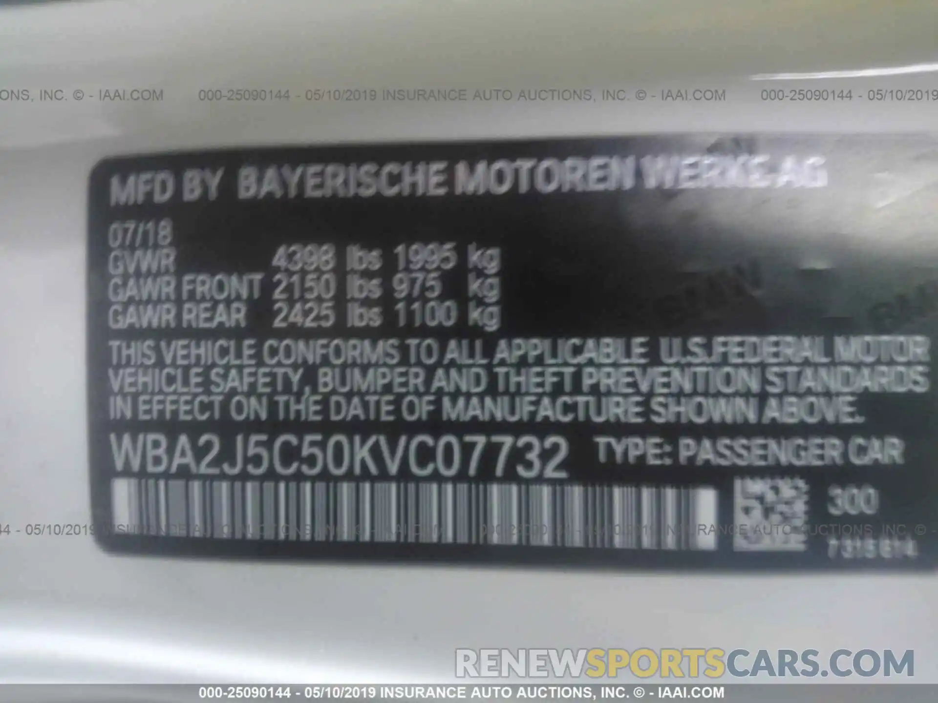 9 Photograph of a damaged car WBA2J5C50KVC07732 BMW M240I 2019