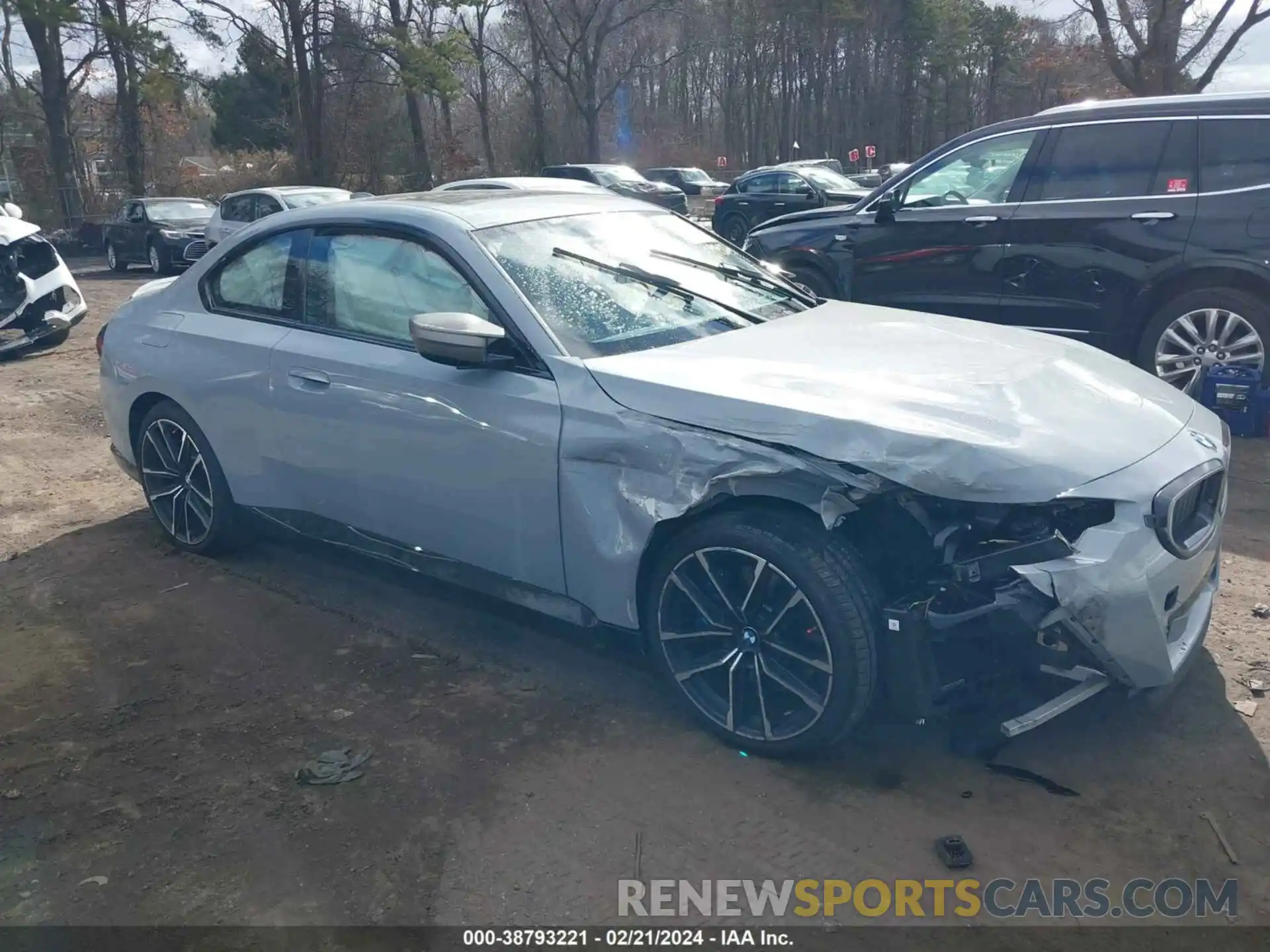 13 Photograph of a damaged car 3MW53CM09N8C20997 BMW M240I 2022