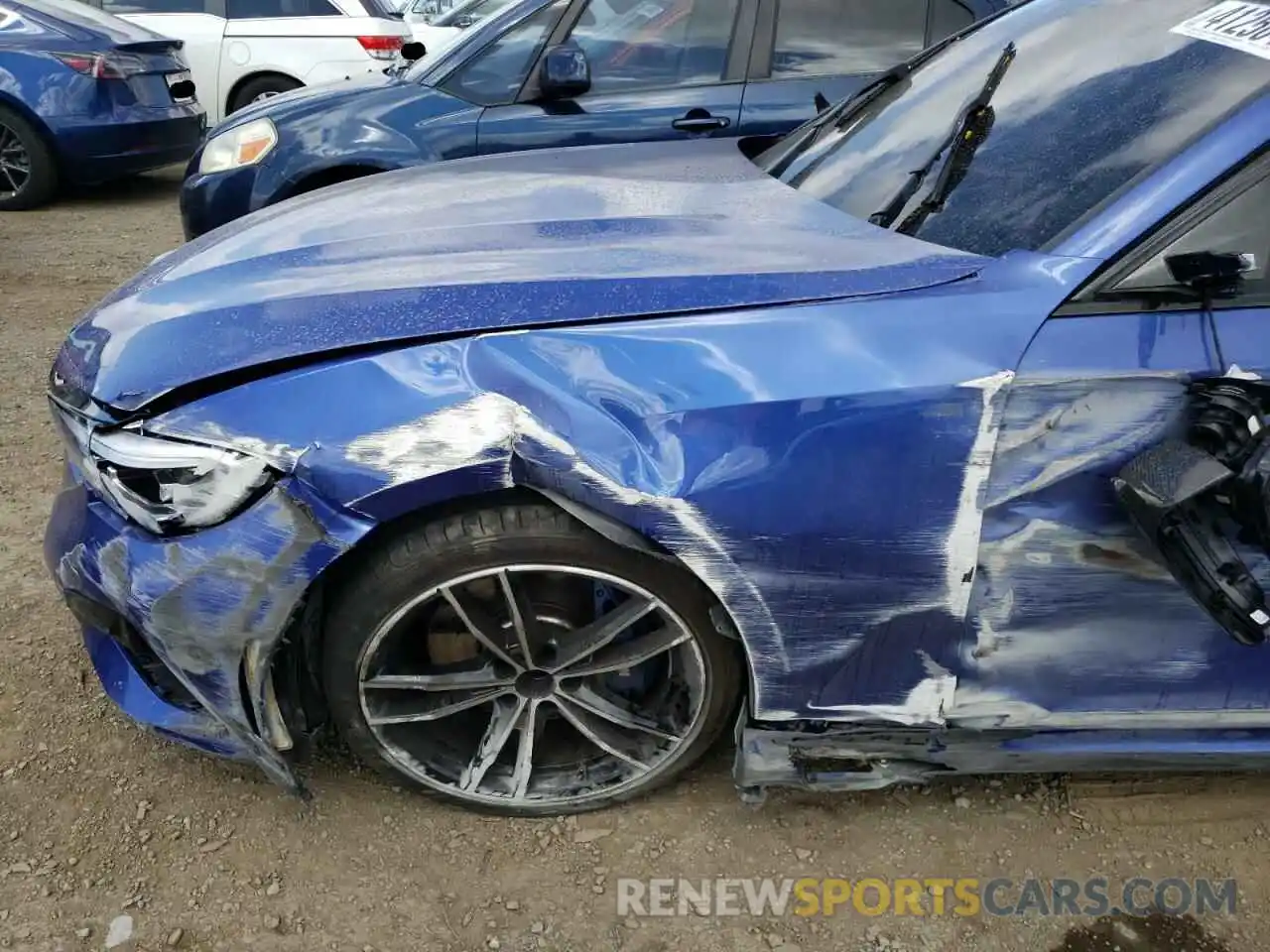 9 Photograph of a damaged car 3MW5U7J00L8B43264 BMW M3 2020