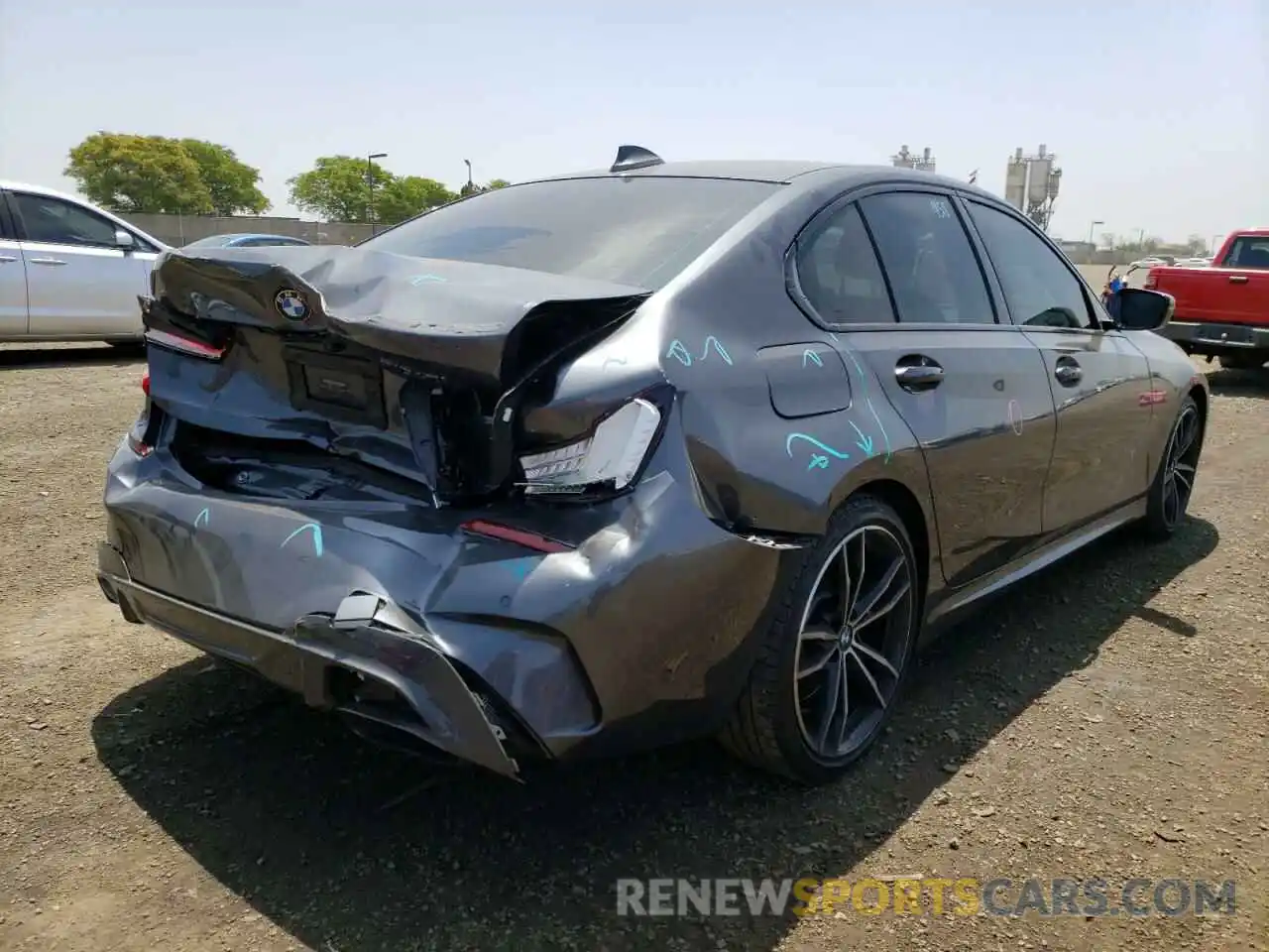 4 Photograph of a damaged car 3MW5U7J02L8B34923 BMW M3 2020