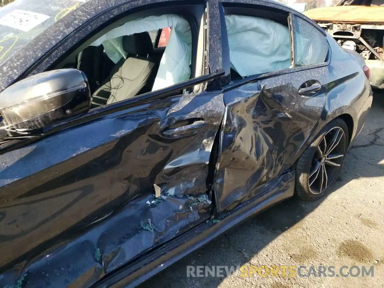 9 Photograph of a damaged car 3MW5U7J02L8B42844 BMW M3 2020