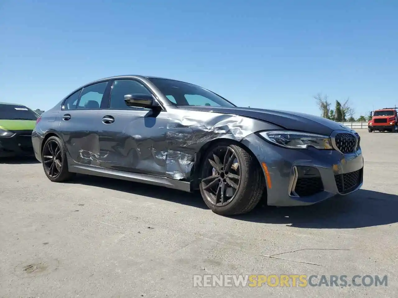 4 Photograph of a damaged car 3MW5U7J04L8B44319 BMW M3 2020