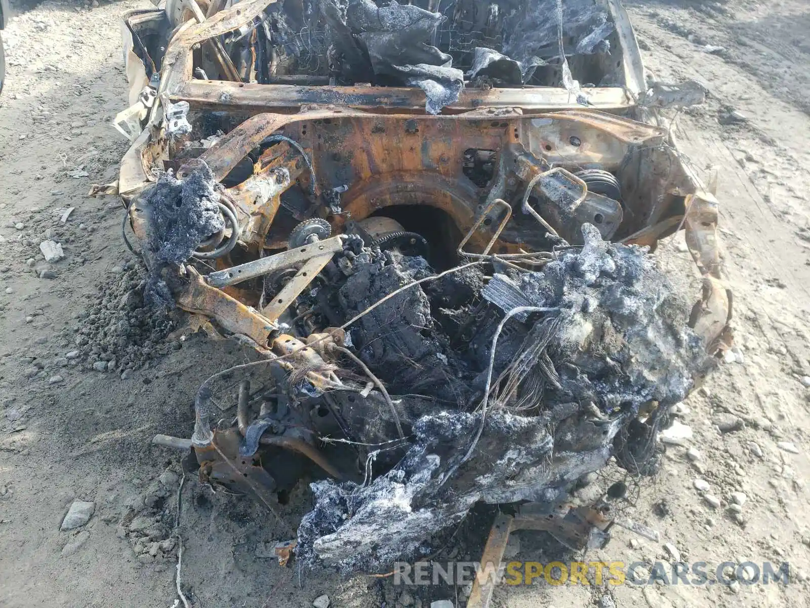 7 Photograph of a damaged car 3MW5U7J06L8B33645 BMW M3 2020