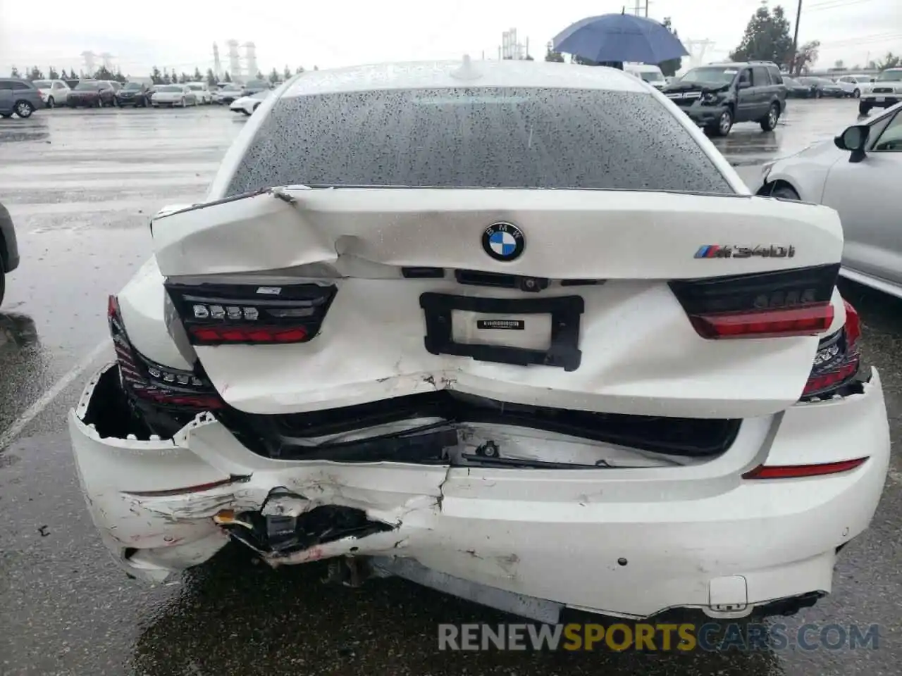 6 Photograph of a damaged car 3MW5U7J08L8B46459 BMW M3 2020