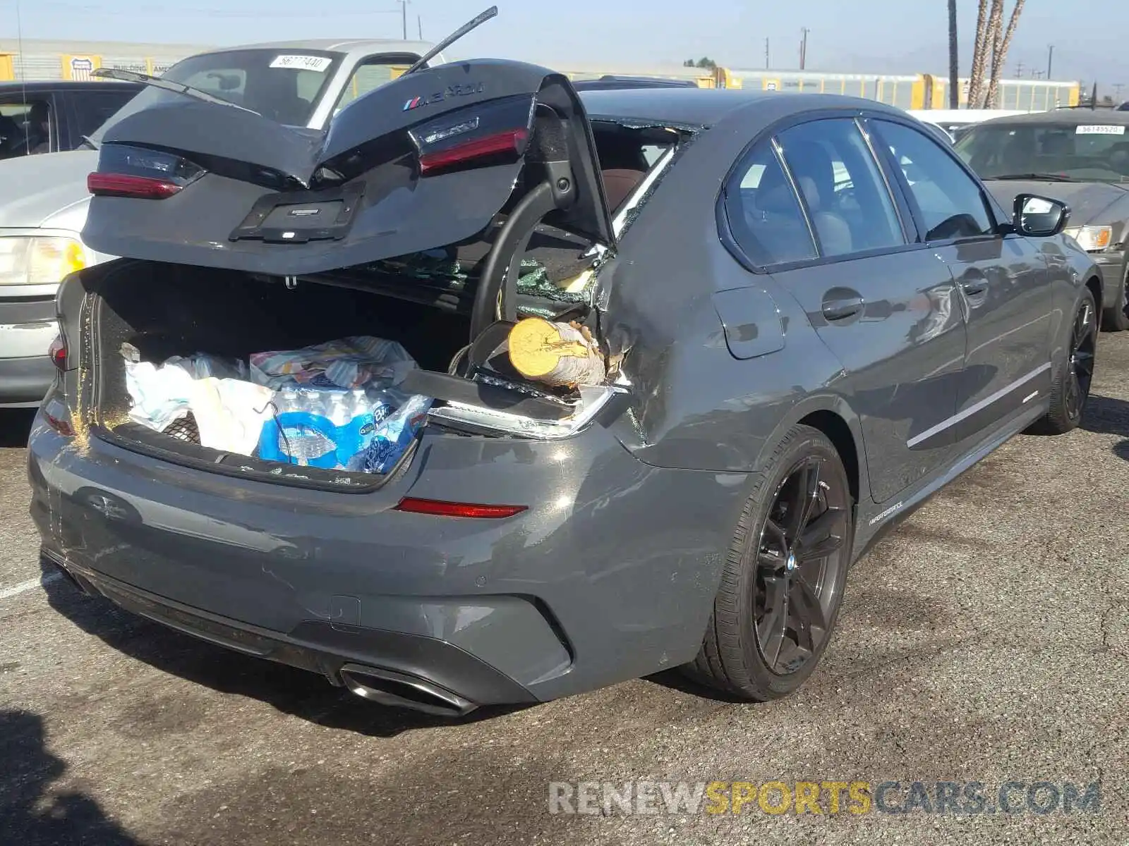 4 Photograph of a damaged car WBA5U7C02LFJ16572 BMW M3 2020