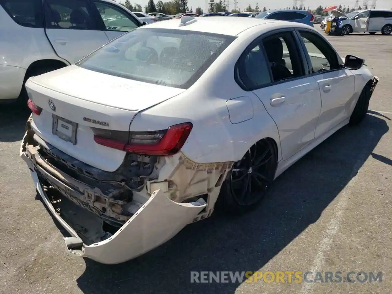 4 Photograph of a damaged car WBA5U7C04LAF54235 BMW M3 2020