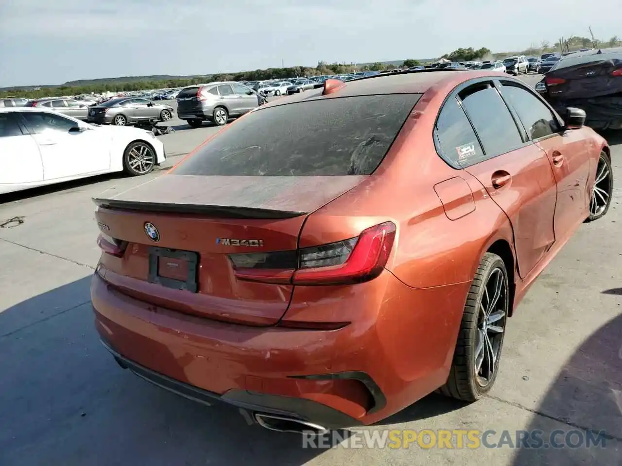 4 Photograph of a damaged car WBA5U7C05LFH32303 BMW M3 2020