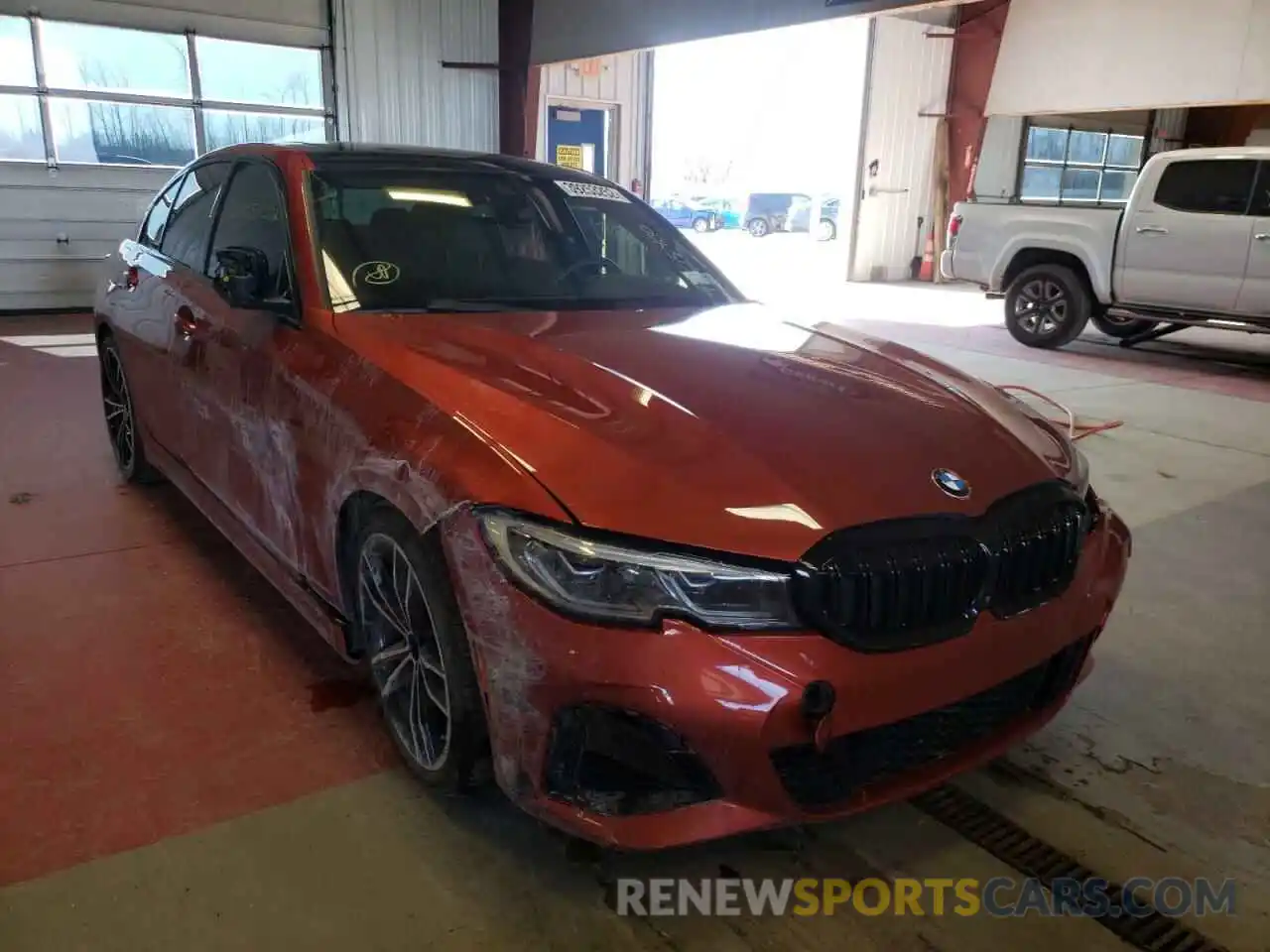 9 Photograph of a damaged car WBA5U9C00LFH11189 BMW M3 2020