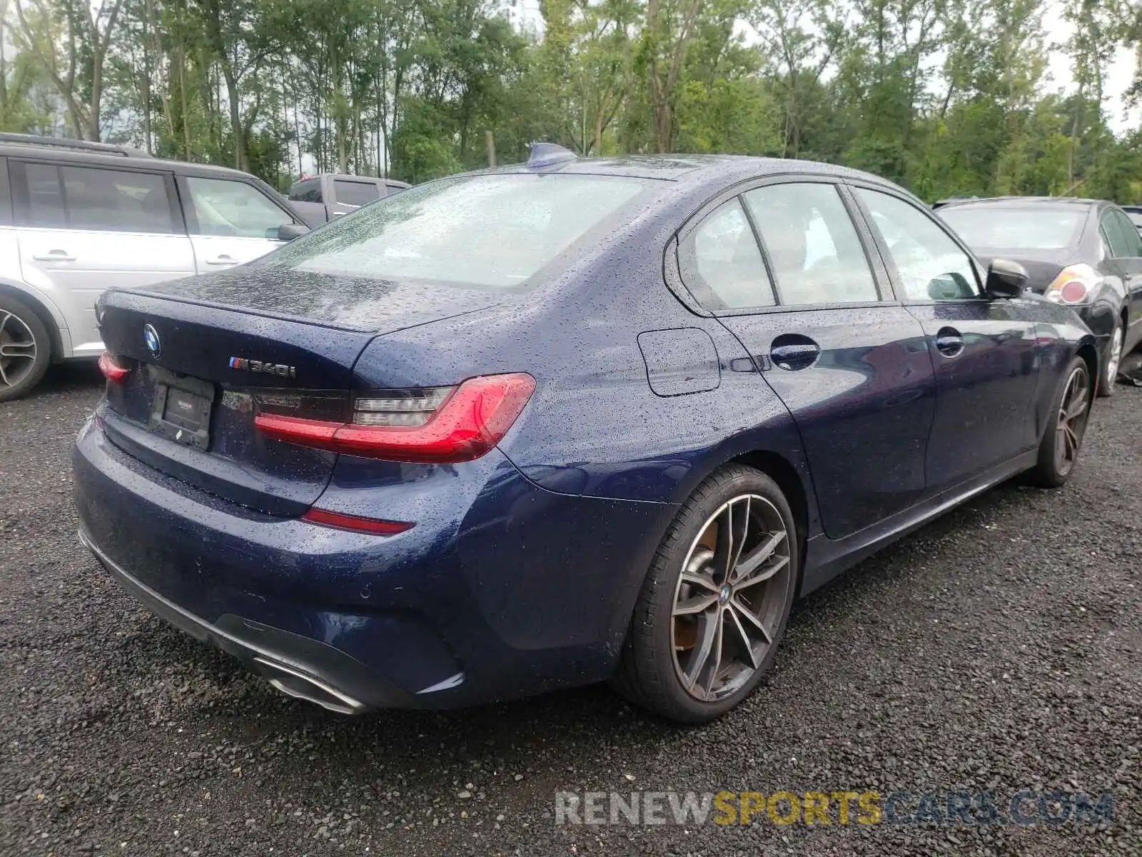 4 Photograph of a damaged car WBA5U9C03LFH42288 BMW M3 2020