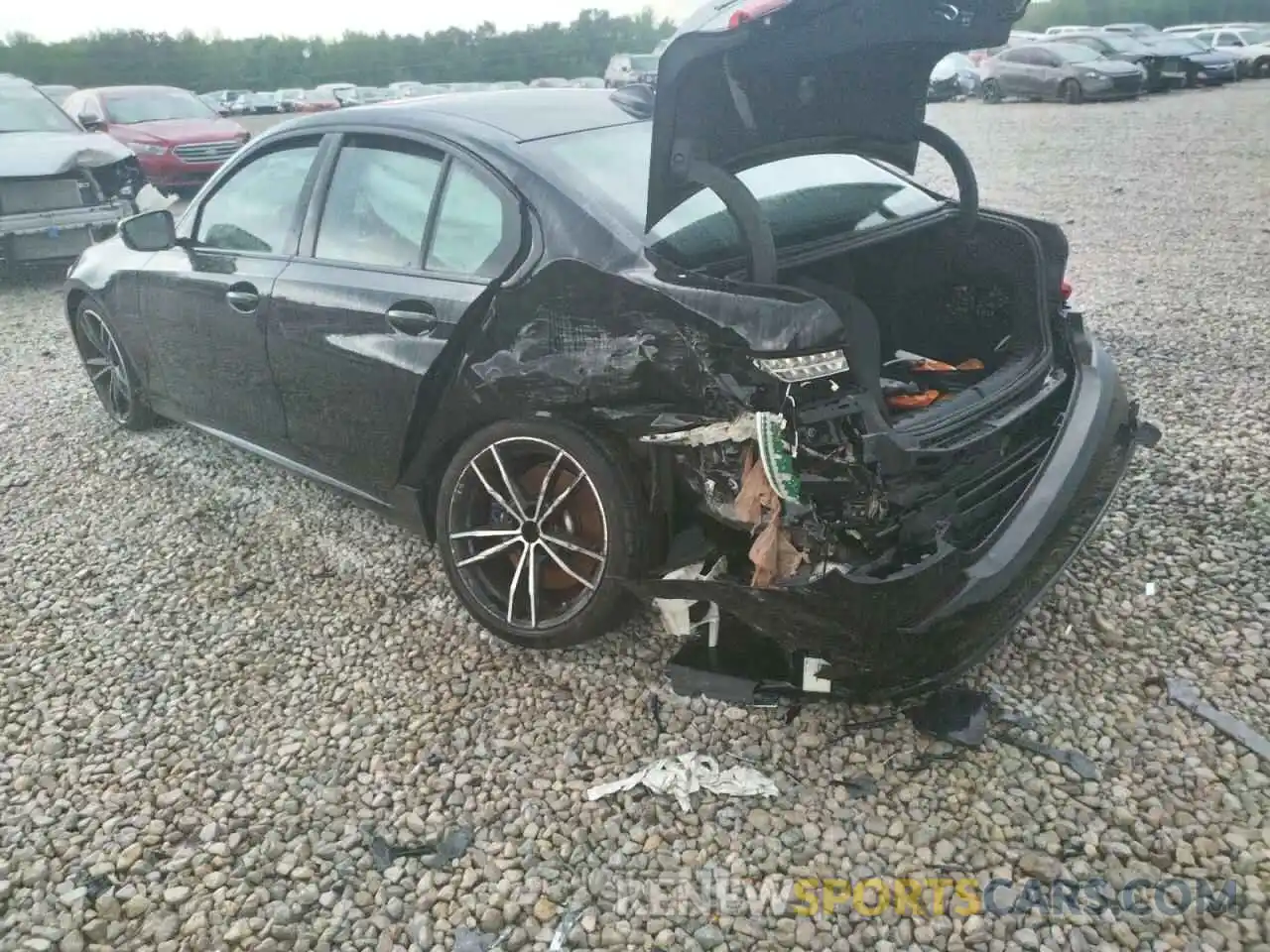 3 Photograph of a damaged car WBA5U9C03LFH98649 BMW M3 2020