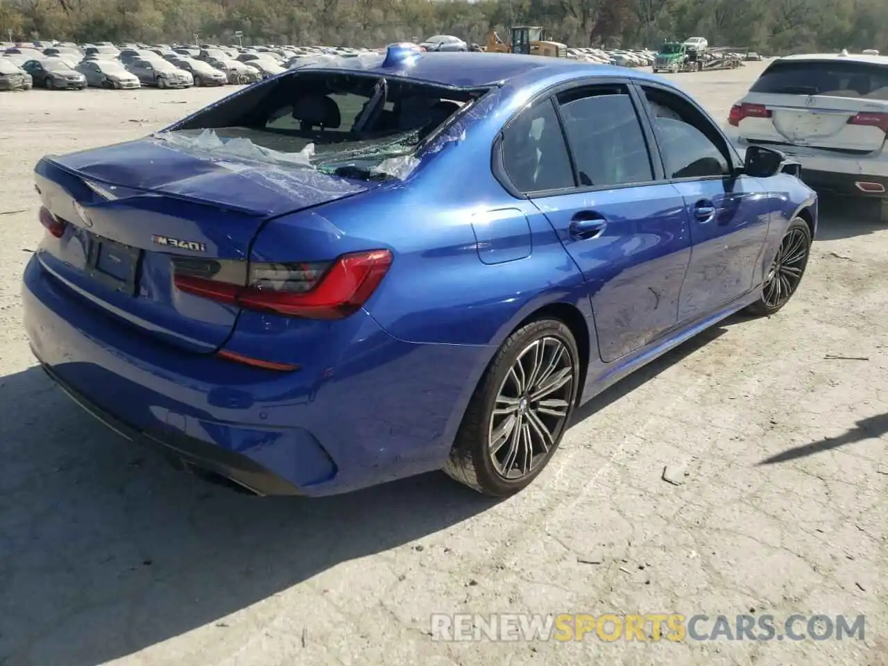 4 Photograph of a damaged car WBA5U9C04LFH34829 BMW M3 2020