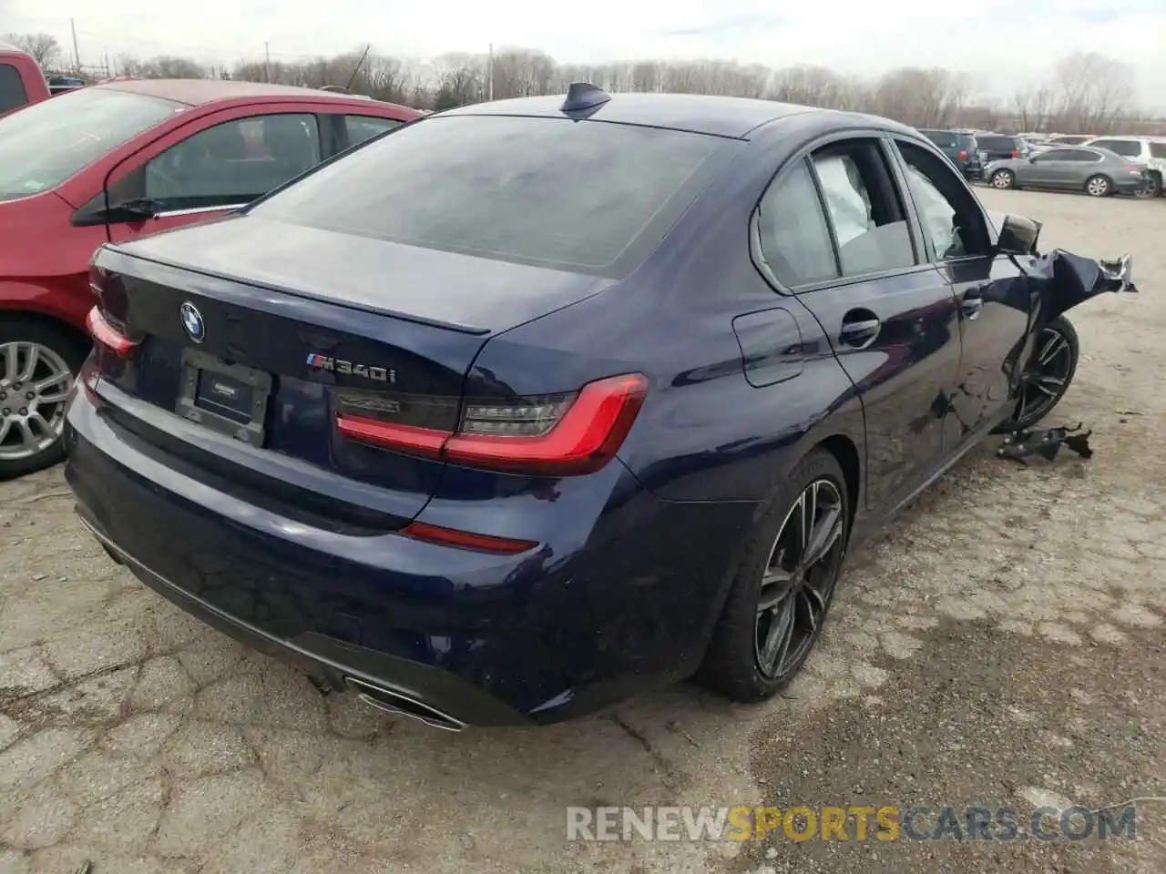 4 Photograph of a damaged car WBA5U9C05LA380569 BMW M3 2020