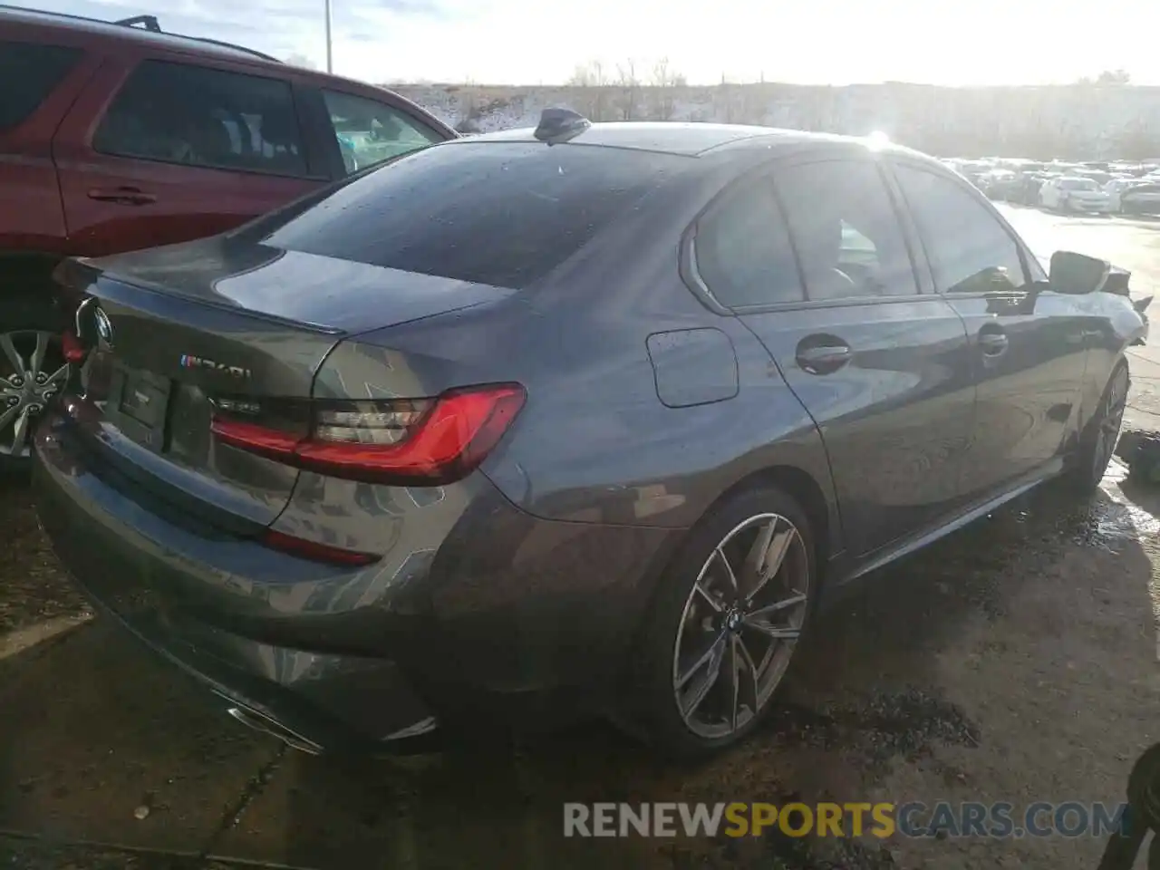 4 Photograph of a damaged car WBA5U9C07LA380640 BMW M3 2020