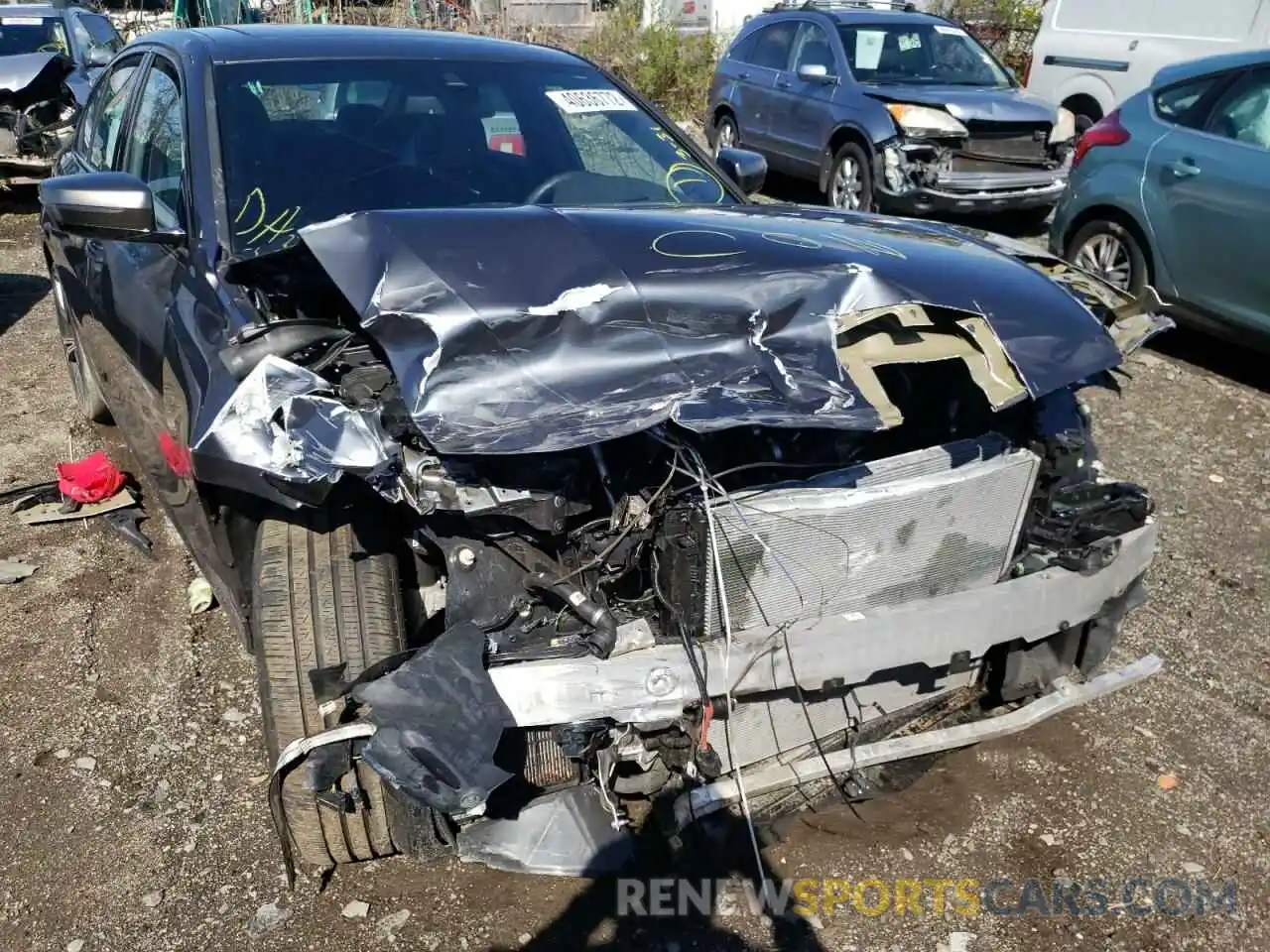 9 Photograph of a damaged car WBA5U9C08LA381134 BMW M3 2020