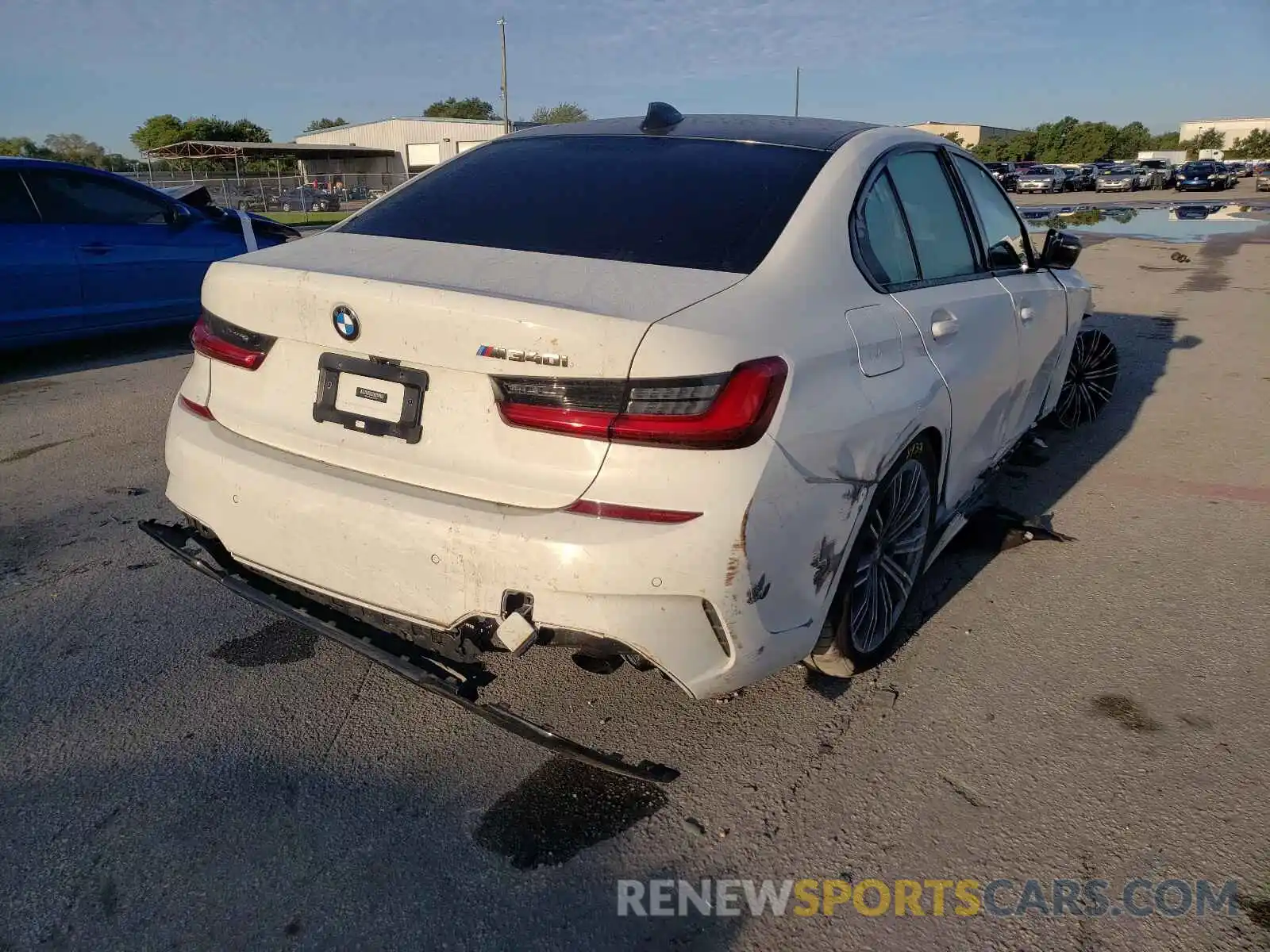 4 Photograph of a damaged car WBA5U9C09LFH29691 BMW M3 2020