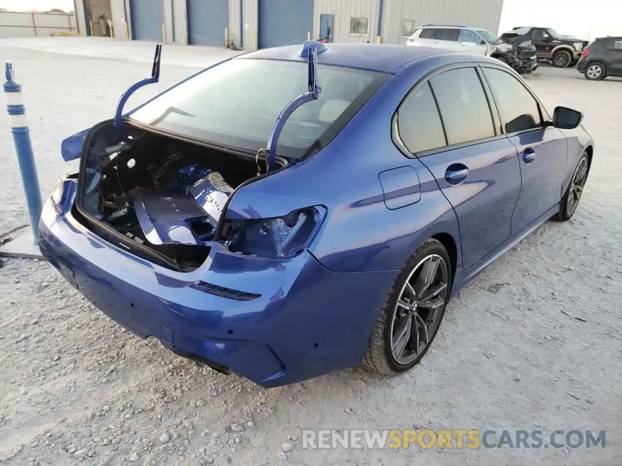 4 Photograph of a damaged car 3MW5U7J01M8B56588 BMW M3 2021