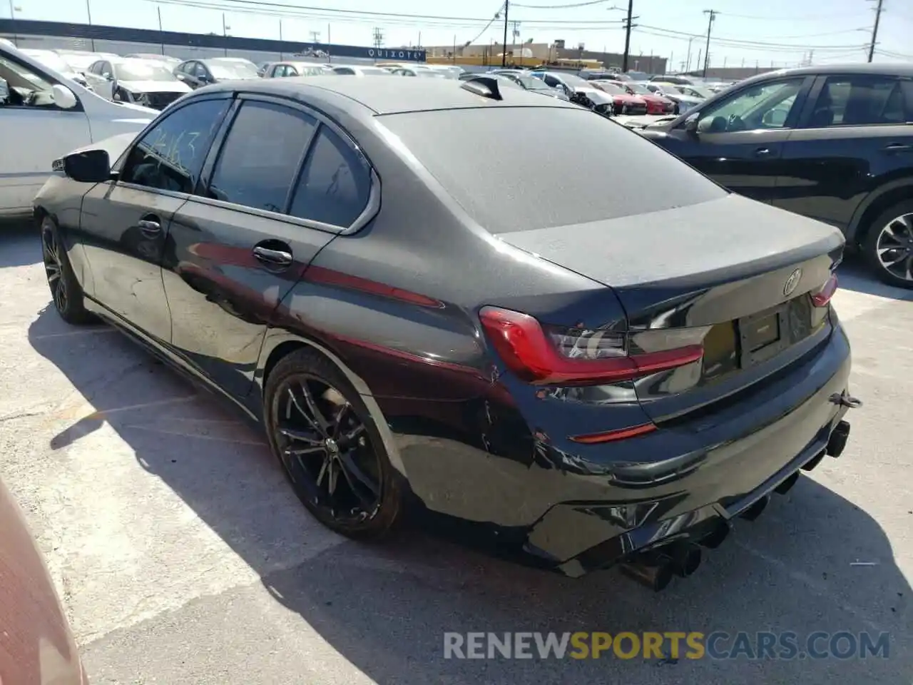 3 Photograph of a damaged car 3MW5U7J01M8B69891 BMW M3 2021