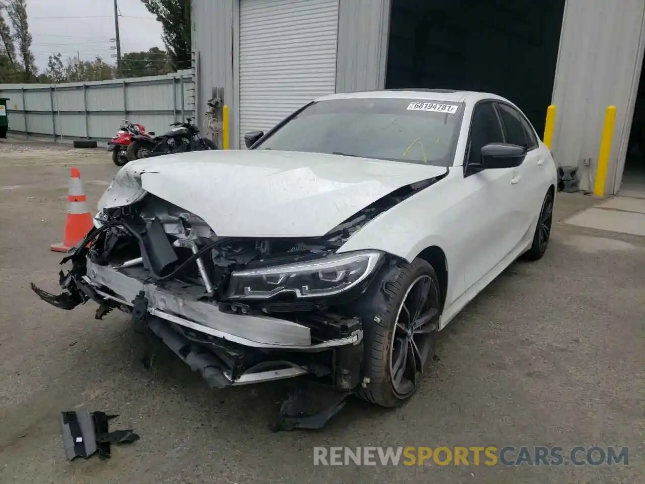 2 Photograph of a damaged car 3MW5U7J03M8C03684 BMW M3 2021