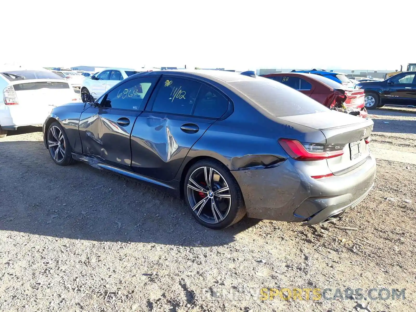 9 Photograph of a damaged car 3MW5U7J03M8C05564 BMW M3 2021