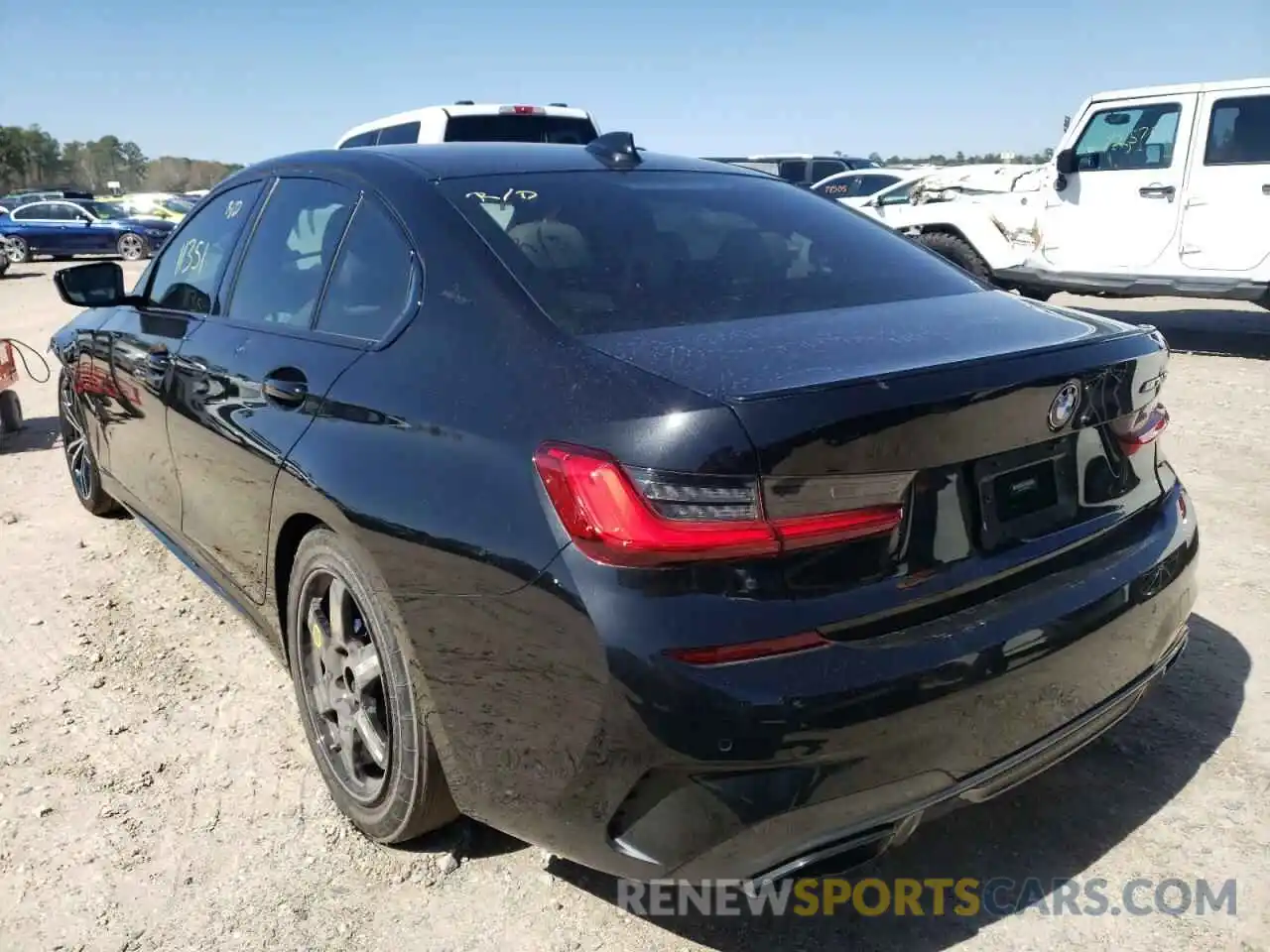 3 Photograph of a damaged car 3MW5U7J09M8B60890 BMW M3 2021