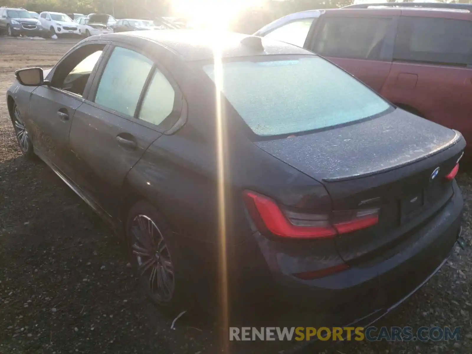 3 Photograph of a damaged car 3MW5U9J00M8B60806 BMW M3 2021