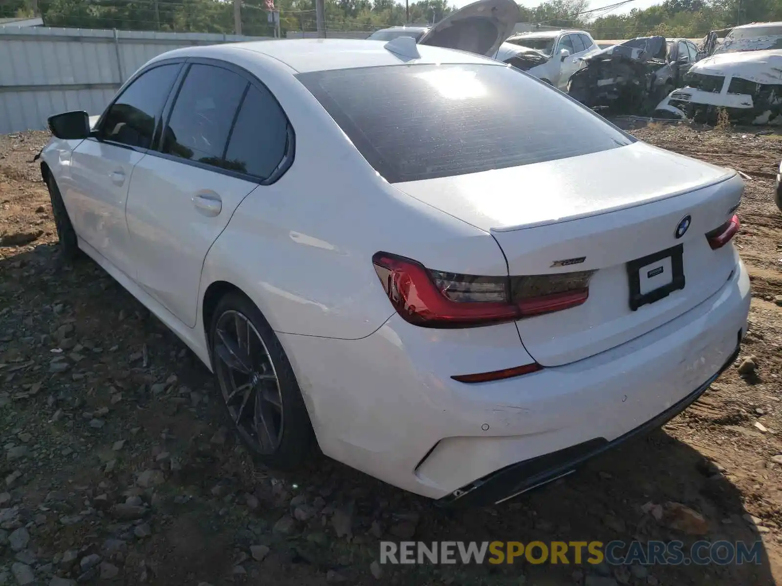 3 Photograph of a damaged car 3MW5U9J01M8B55985 BMW M3 2021