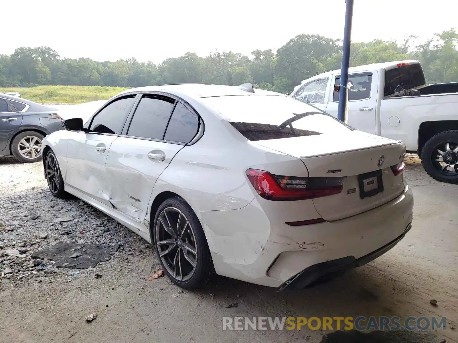 3 Photograph of a damaged car 3MW5U9J01M8B66176 BMW M3 2021