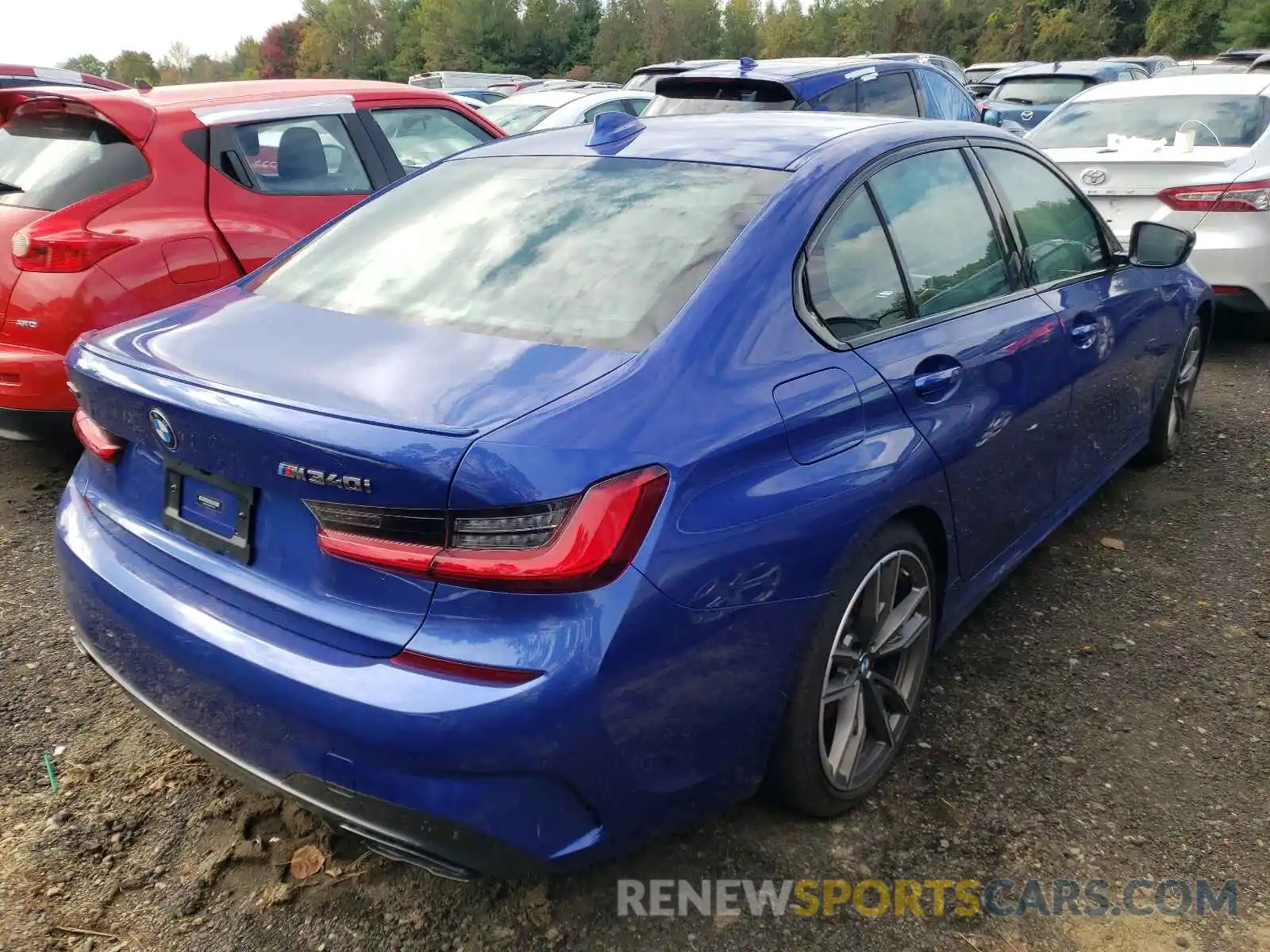 4 Photograph of a damaged car 3MW5U9J03M8C15250 BMW M3 2021