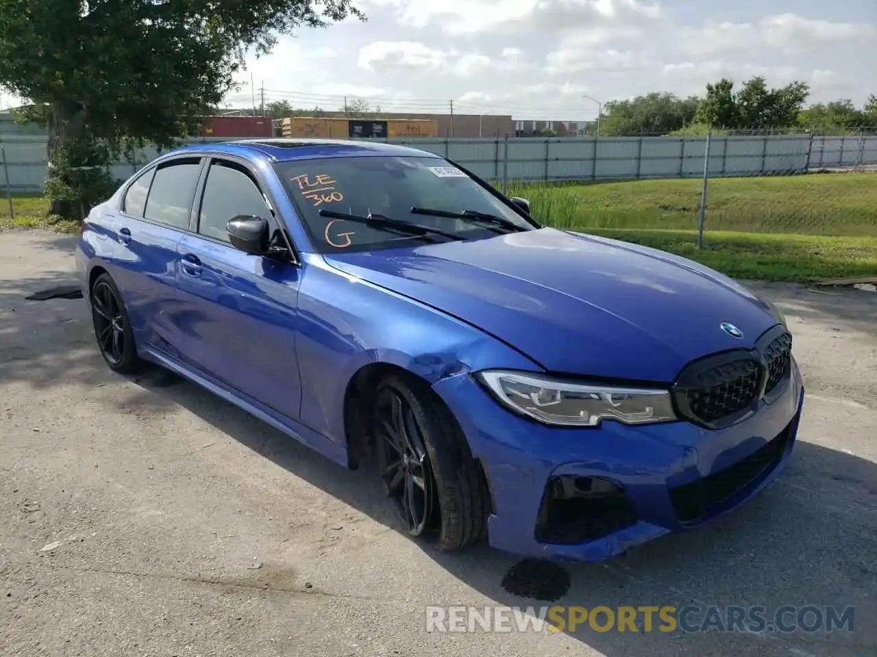 1 Photograph of a damaged car 3MW5U9J03M8C21906 BMW M3 2021