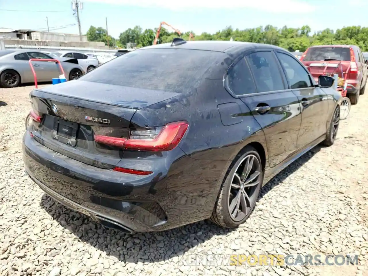 4 Photograph of a damaged car 3MW5U9J05M8B53558 BMW M3 2021