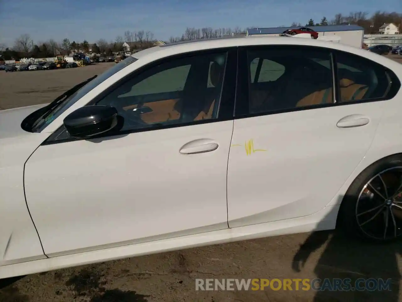 9 Photograph of a damaged car 3MW5U9J06M8C14562 BMW M3 2021