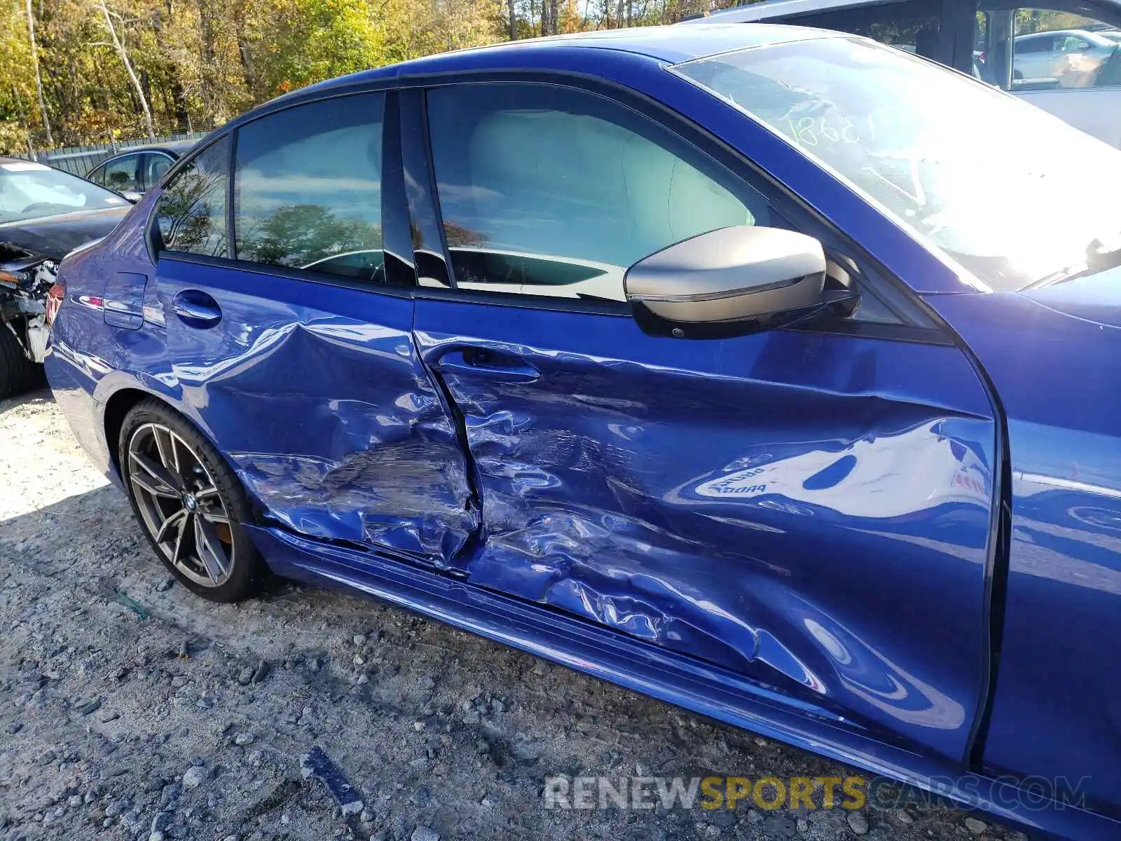 8 Photograph of a damaged car 3MW5U9J06M8C16098 BMW M3 2021