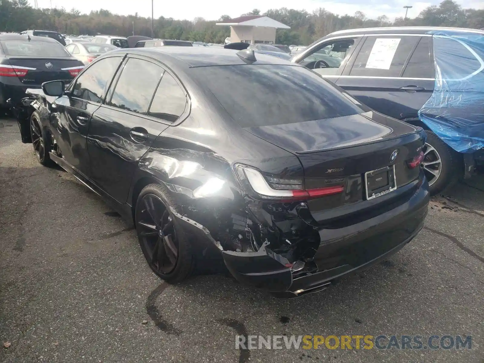 3 Photograph of a damaged car 3MW5U9J07M8B56025 BMW M3 2021