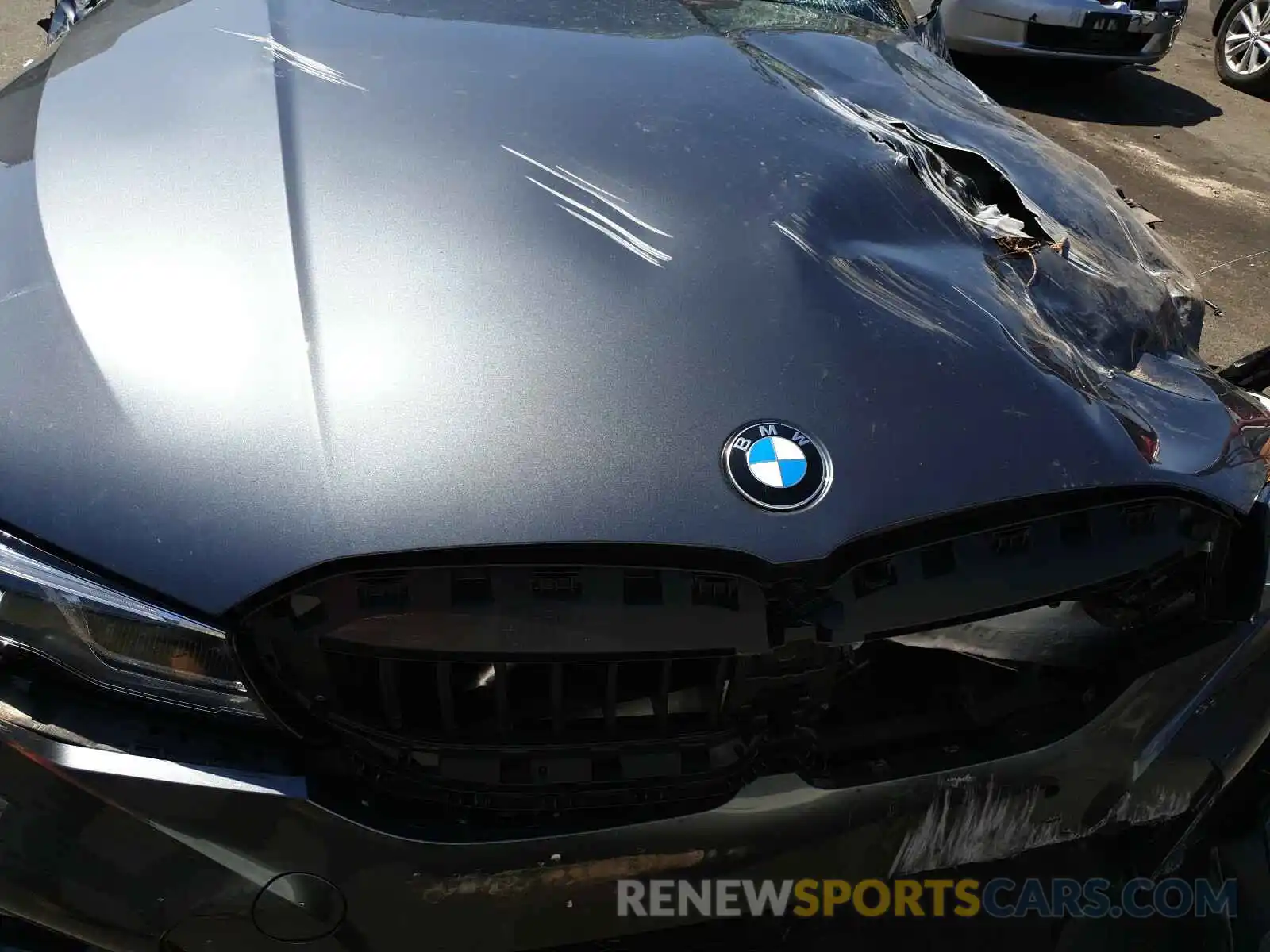 7 Photograph of a damaged car 3MW5U9J07M8B66456 BMW M3 2021