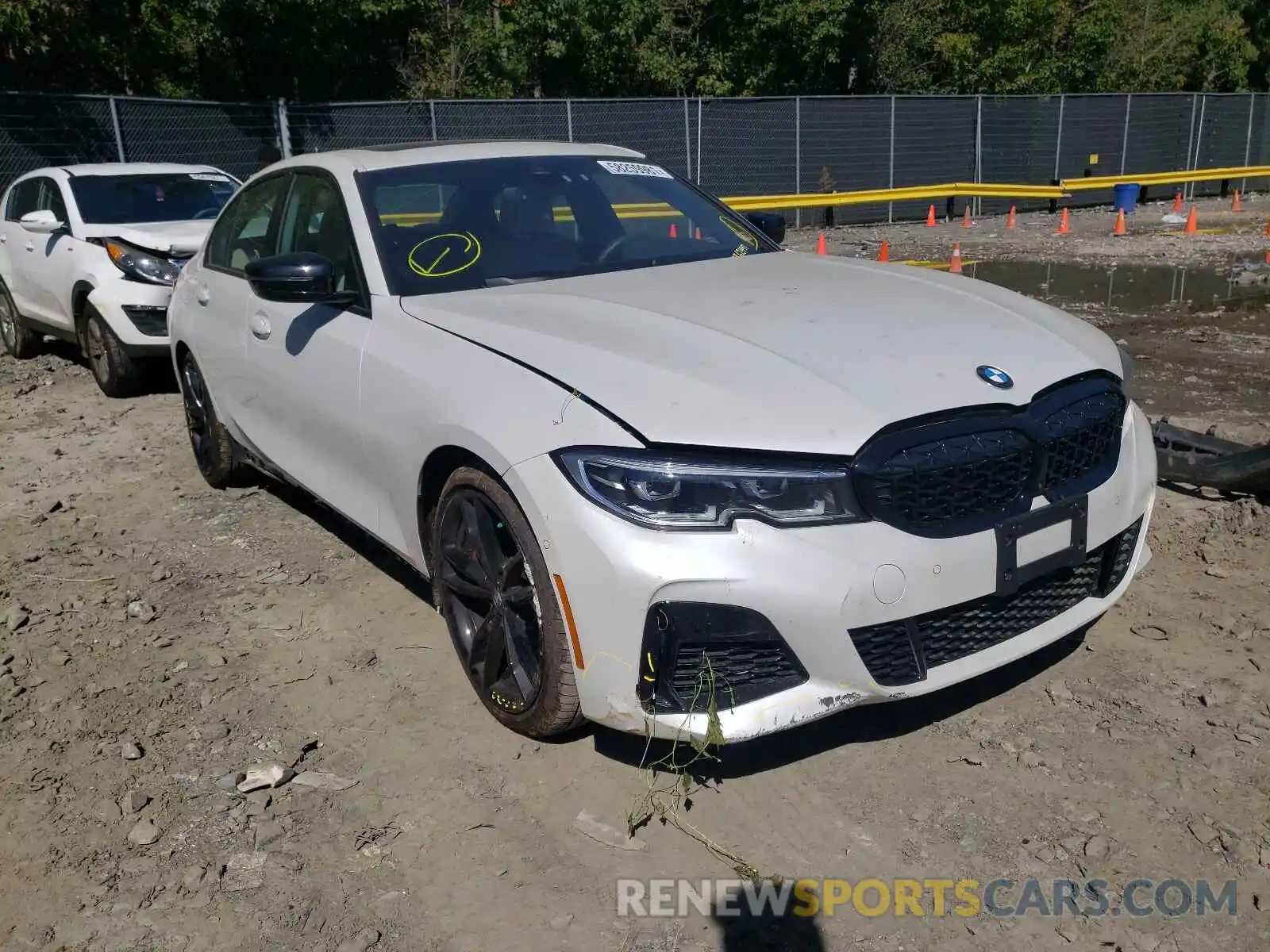 1 Photograph of a damaged car 3MW5U9J08M8B62447 BMW M3 2021