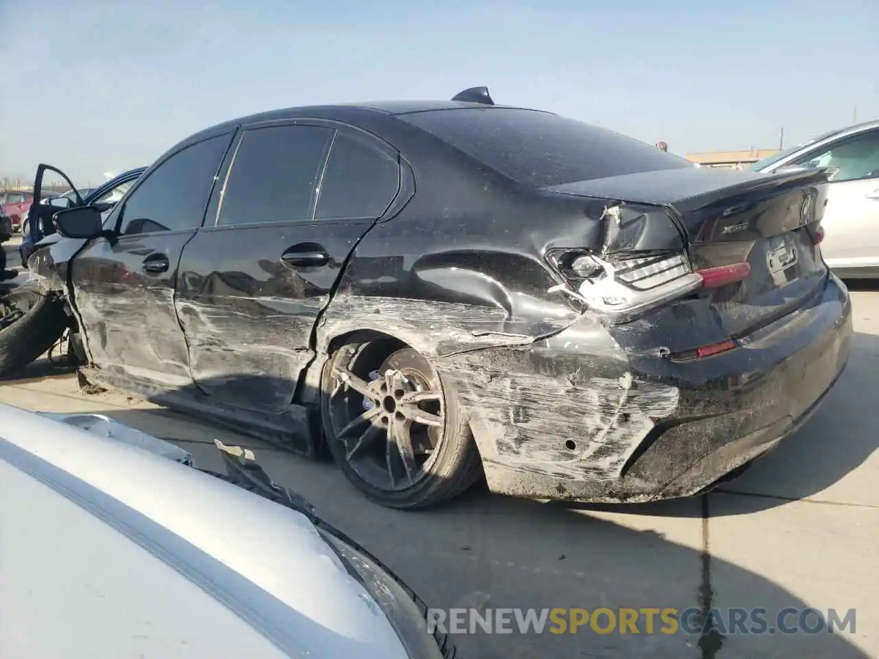 2 Photograph of a damaged car 3MW5U9J09M8B55877 BMW M3 2021