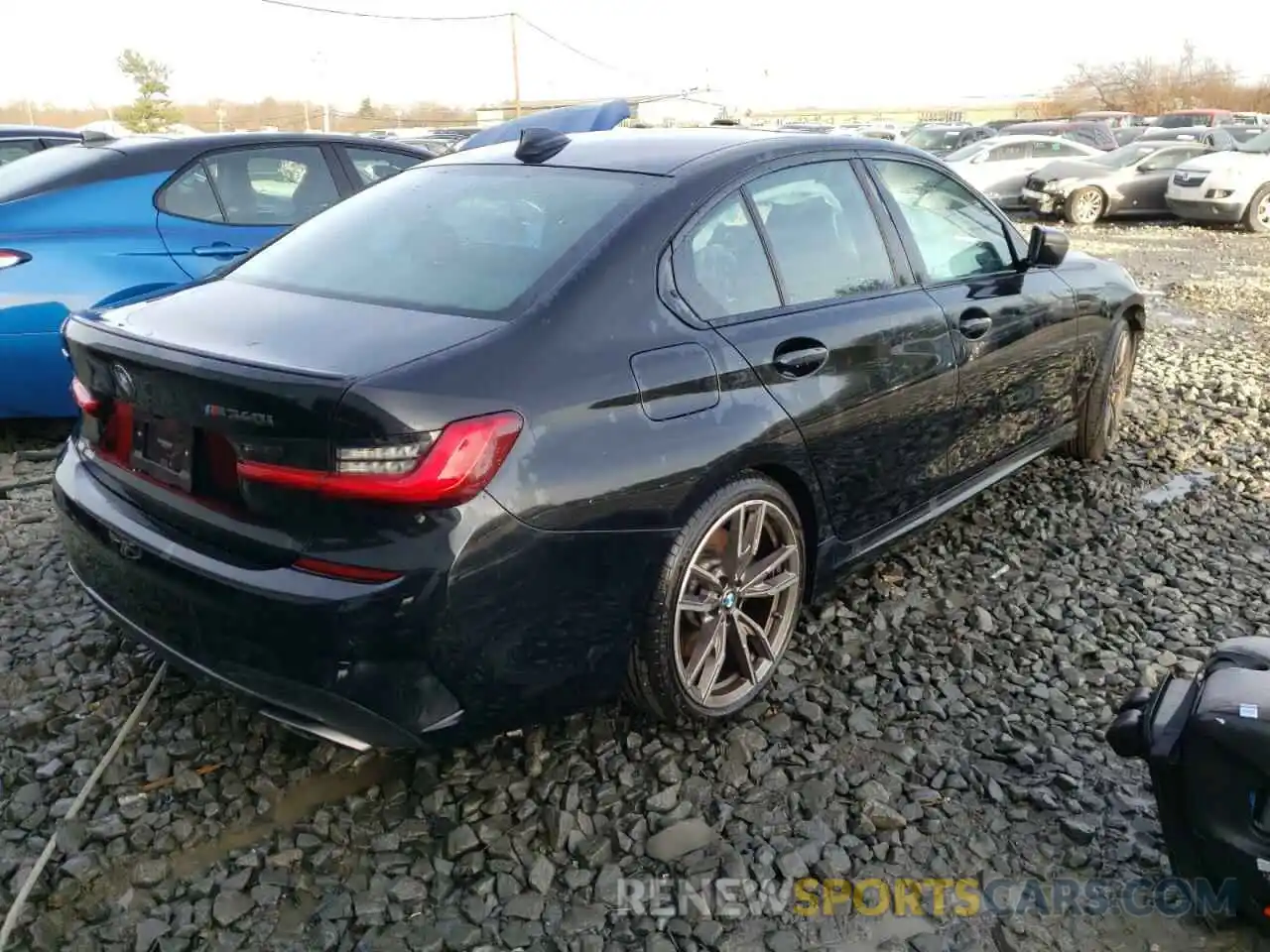 4 Photograph of a damaged car 3MW5U9J09M8B94940 BMW M3 2021