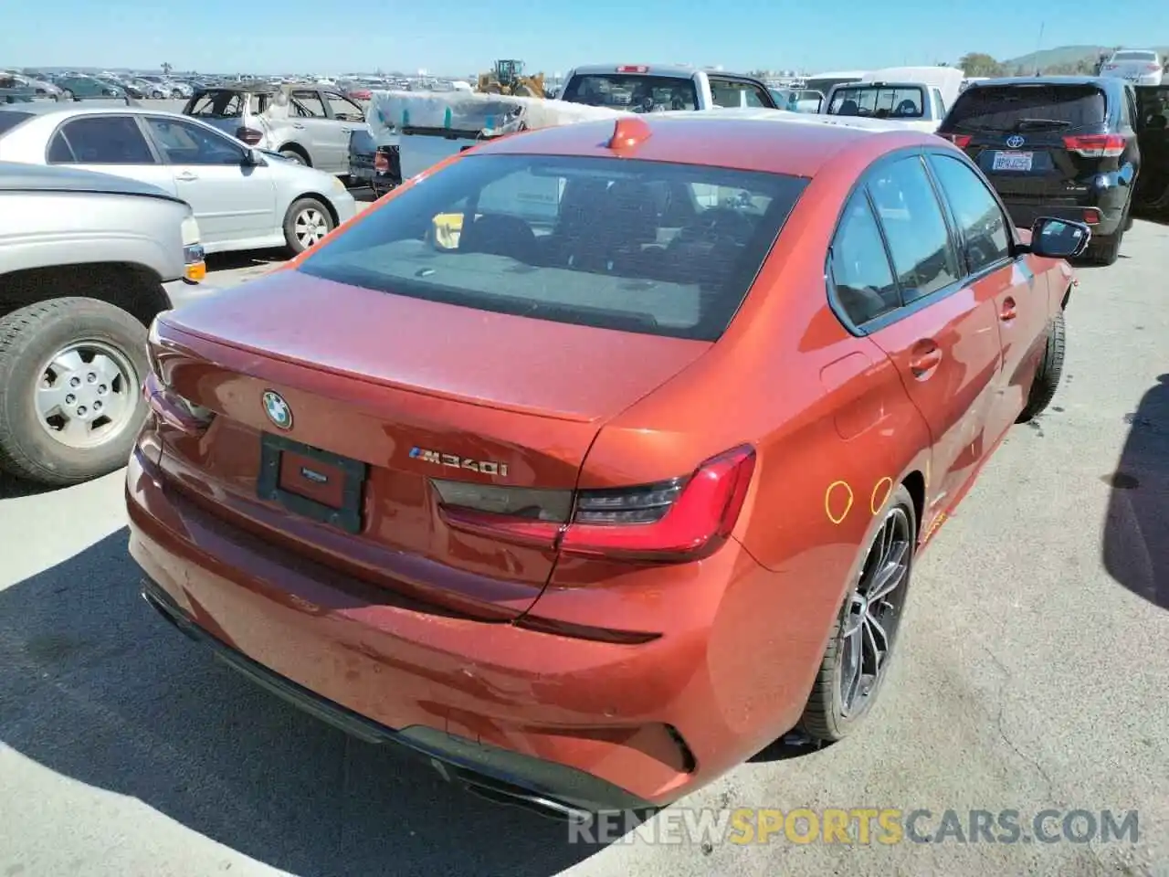 4 Photograph of a damaged car WBA5U7C09MFL43355 BMW M3 2021