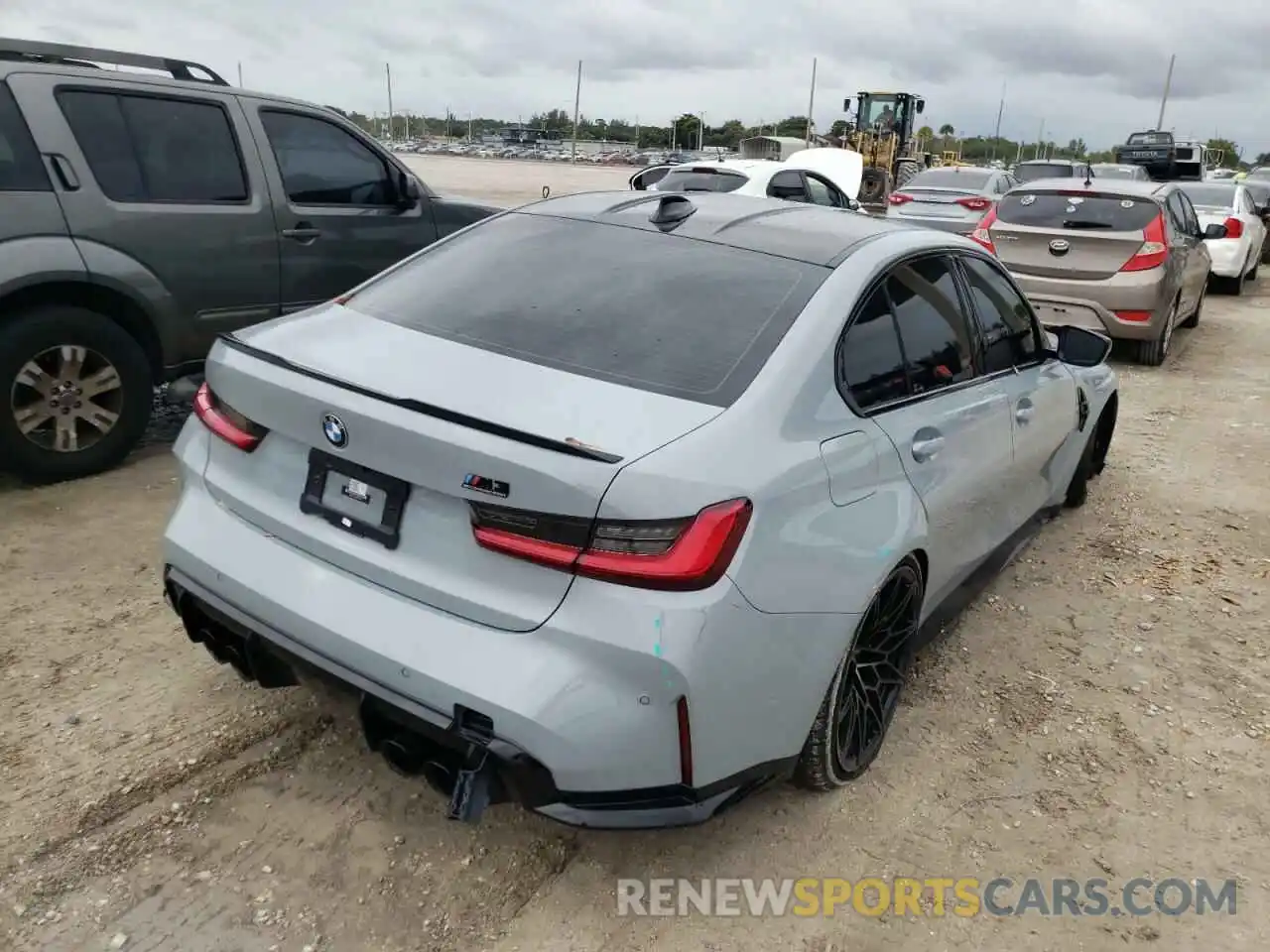 4 Photograph of a damaged car WBS33AY00MFL29436 BMW M3 2021