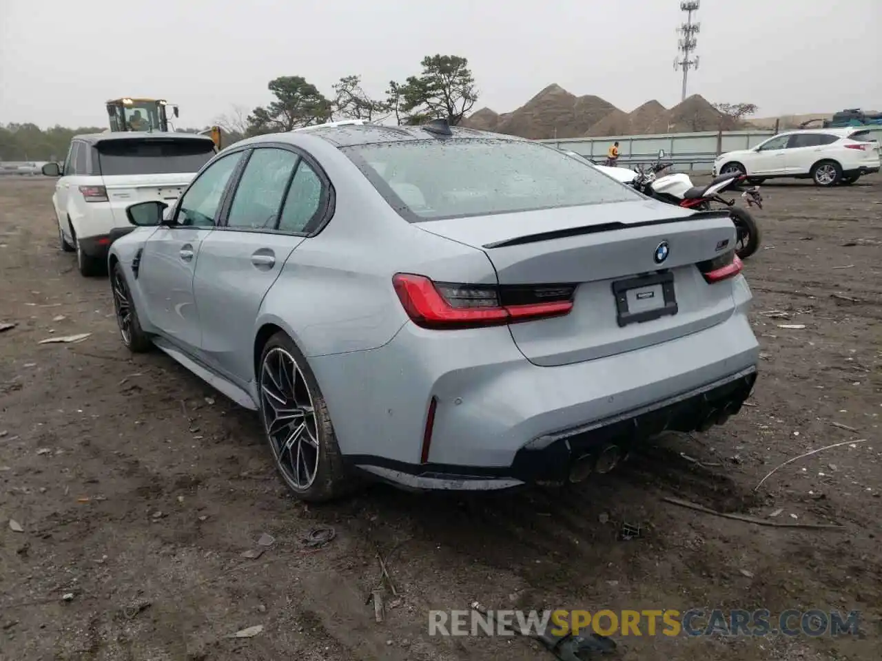 3 Photograph of a damaged car WBS33AY04MFL22909 BMW M3 2021