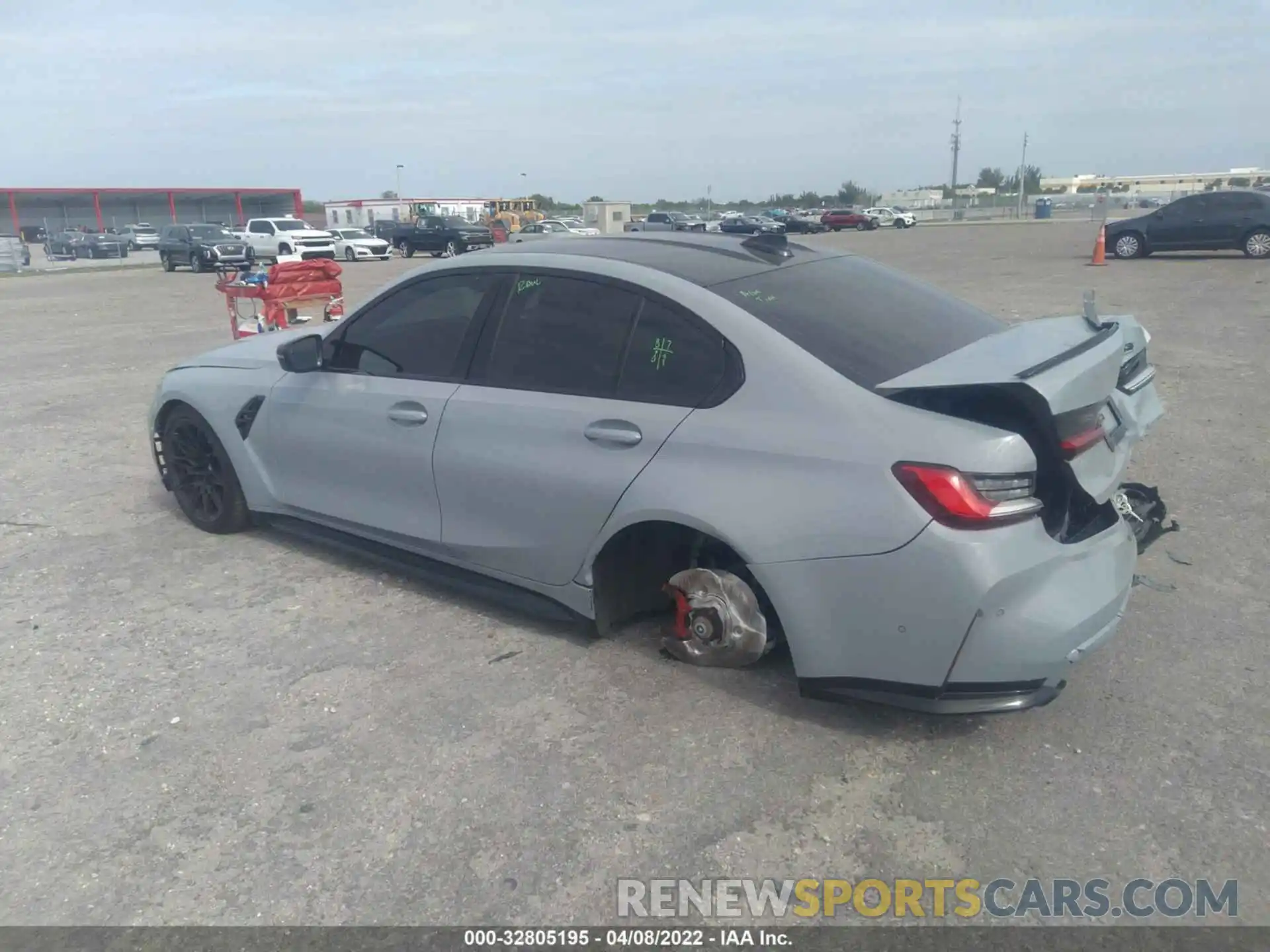 3 Photograph of a damaged car WBS33AY0XMFL18122 BMW M3 2021