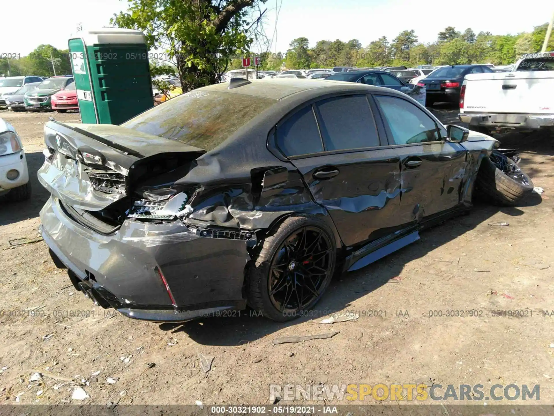 4 Photograph of a damaged car WBS53AY01MFL02237 BMW M3 2021