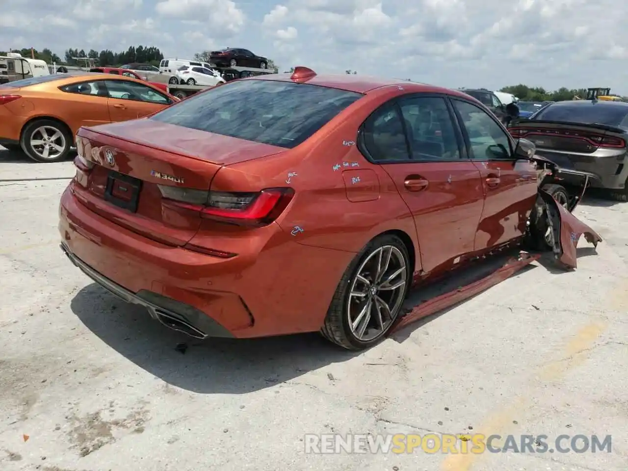 4 Photograph of a damaged car 3MW5U7J01N8C25586 BMW M3 2022